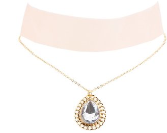 Charlotte Russe Plus Size Velvet Layered Choker Necklace