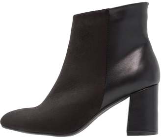 Anna Field Ankle boots black