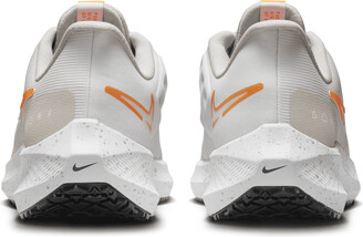 Nike Women's Pegasus 39 Shield Weatherized Road Running Shoes in Grey
