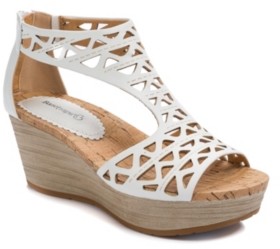 bare traps tipton wedge sandal