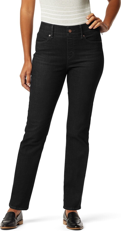 Levi Strauss Signature Women’s Shaping Perfect Pull On Straight Jeans, Sizes 2-16