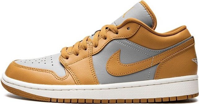 Jordan Air Jordan 1 Low Top Sneakers
