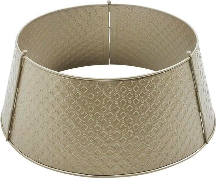 Lattice 20 in. D Antique Gold Metal Tree Collar