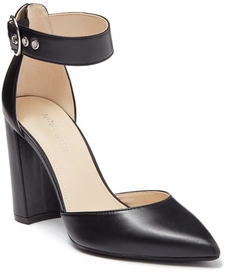 nine west black patent leather pumps