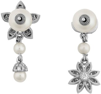 Gucci Flower and Double G earrings with diamonds