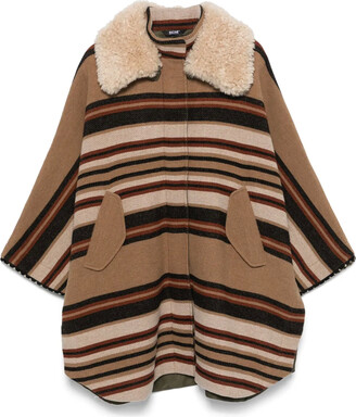 ポンチョ・ケープ GIOVI FW23 Cape with fur inserts (L441/4CARAMELLO) GIOVI Fur-Trimmed Zip-Front Cape - ShopStyle