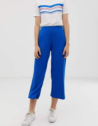 B.young ribbed trousers