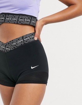 nike pro training 3 inch shorts