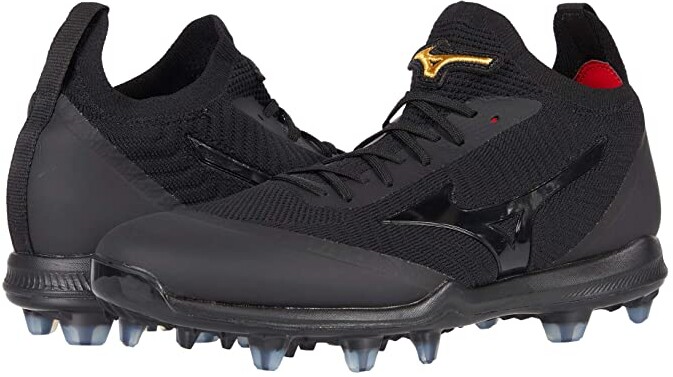 nike molded cleats