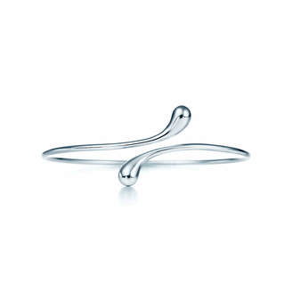 Tiffany & Co. Elsa Peretti® Elongated Teardrop bangle