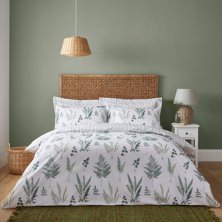 Dunelm Fern Green 100 Cotton Duvet Cover and Pillowcase Set Green