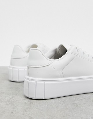 Schuh Mavis flatform lace-up sneaker in white