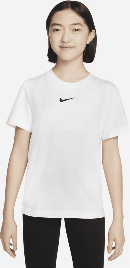 Nike Big Kids' Sportswear T-Shirt