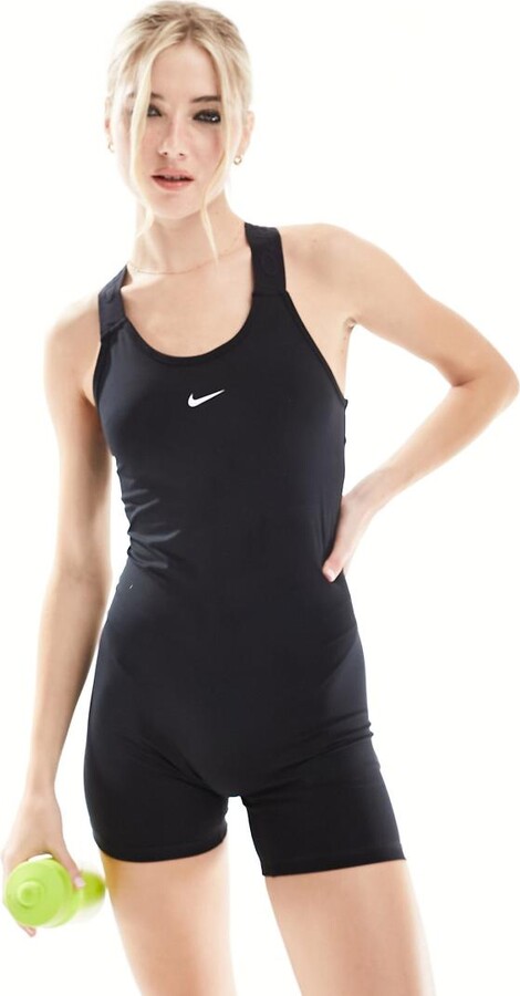 nike training suit women