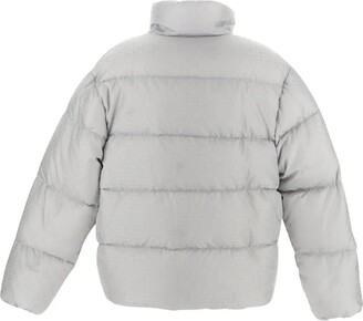 ダウンジャケット・コート MIU MIU MIU MIU LOGO DOWN JACKET Miu Miu Logo Puffer Jacket in Nero | FWRD
