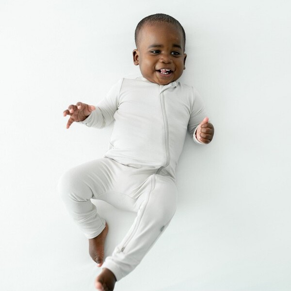 Kyte Baby Zippered Romper in Oat Oat 3-6 Months