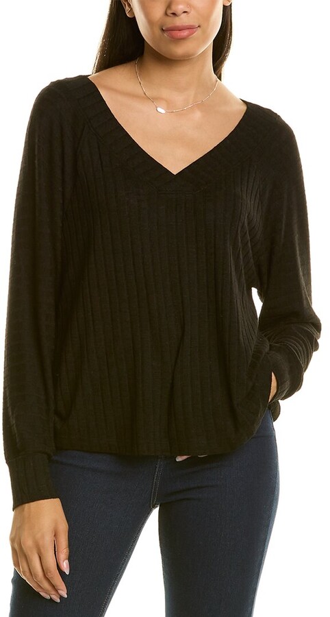 black swing sweater