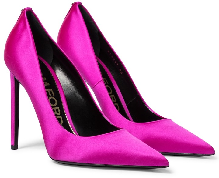 hot pink pumps