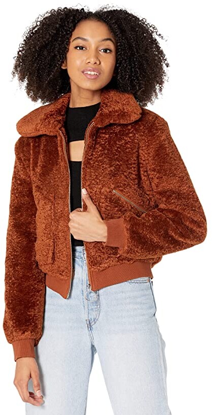 jacket with circle zipper