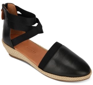 kenneth cole gentle souls noa