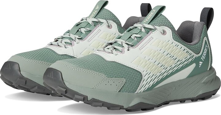 (取寄) アディダス アウトドア レディース テレックス 2 トレイル ランニング シューズ adidas Outdoor women Terrex Tracefinder 2 Trail Running Shoes Silver Green/Off White/Preloved Fig adidas Outdoor Terrex Tracefinder 2 Trail Running Shoes Women's