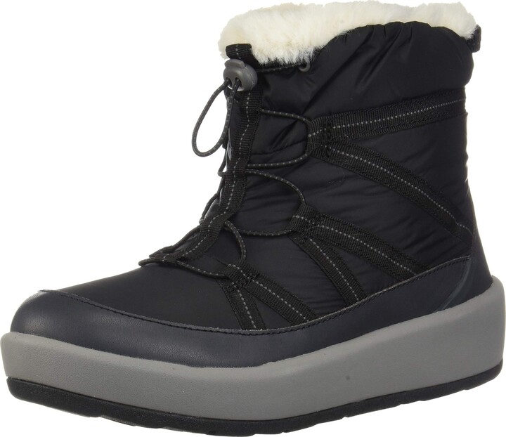 clarks women's gilby cherry snow boot