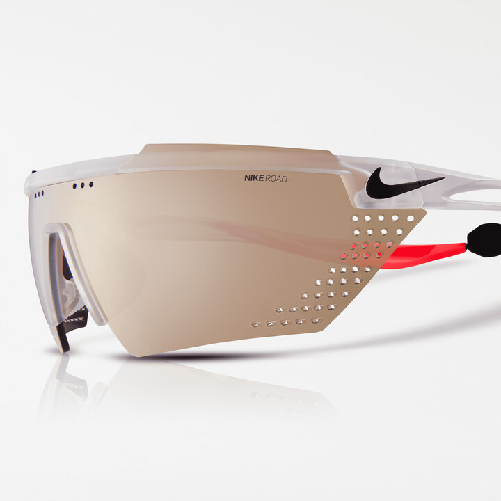 nike tailwind road tint