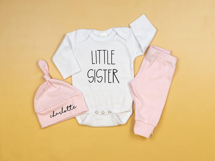 Little Sister Coming Home Outfit, Spring Baby Girl Outfit Personalized, Infant Outfit, Name Hat, Shower Gift, Pink
