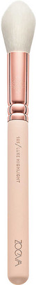 Zoeva Rose Golden 105 luxe highlight brush