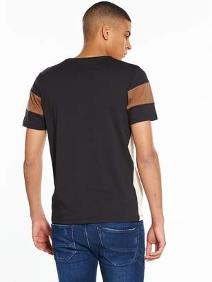 Very Contrast Panel T-Shirt