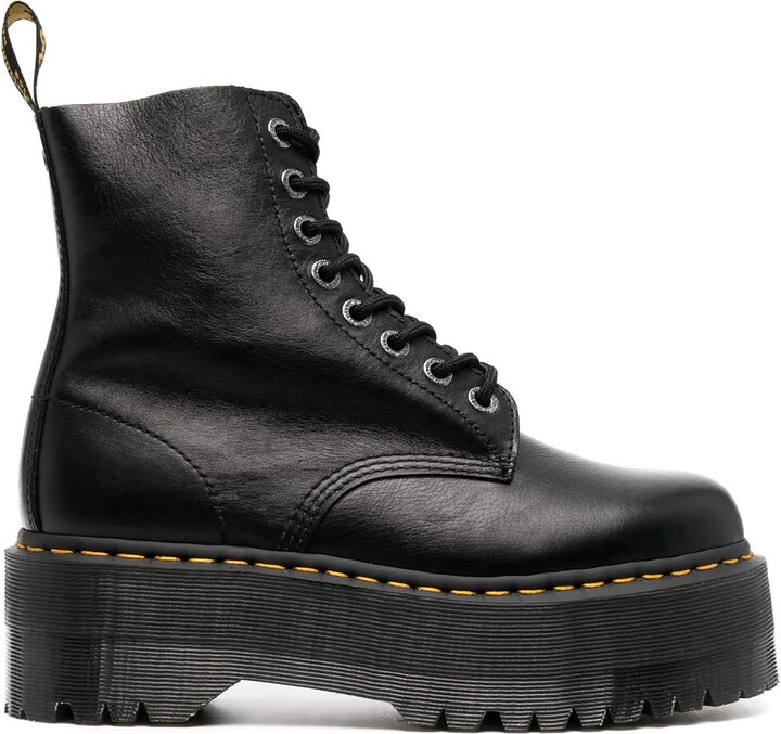 Dr. Martens 1460 Pascal Max platform boots
