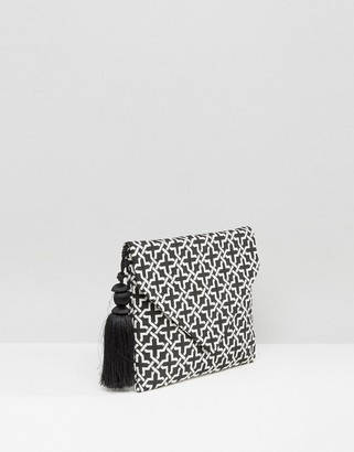 Glamorous Envelope Geometic Clutch Bag with Pom