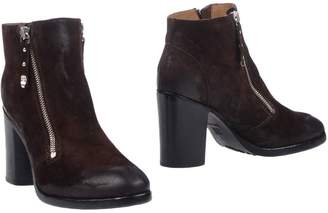Moma Ankle boots
