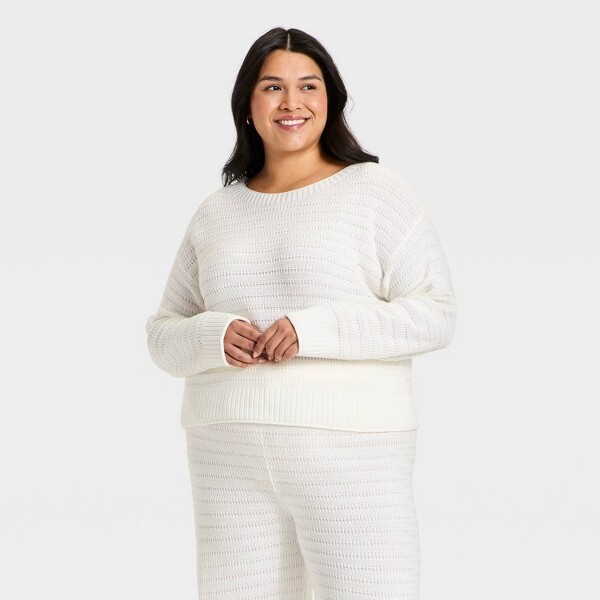 Universal Thread Women'sCrewneckPulloverSweater-UniversalThread™Cream2X