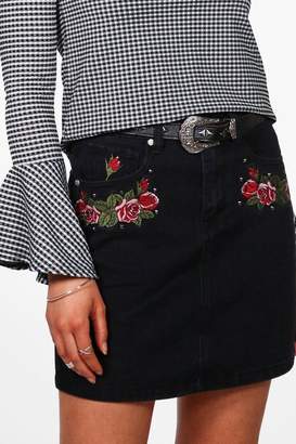 boohoo Petal 5-Pocket Embroidered Denim Skirt