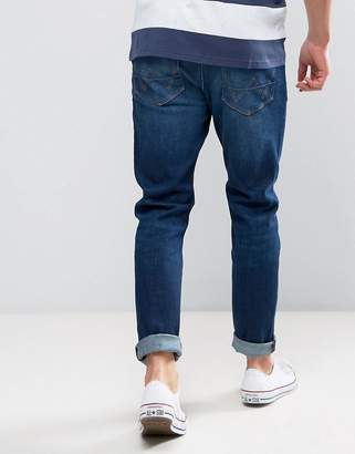 Wrangler Tapered Jeans in For Real Wash