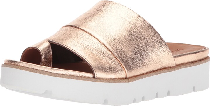 toe ring platform sandals