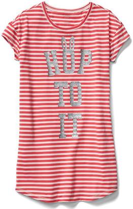 Graphic short sleeve nightgown
