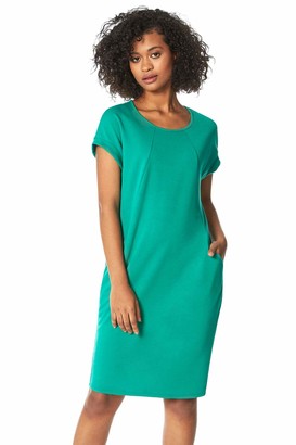 green dress with pockets
