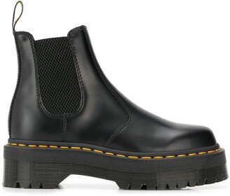 dr martens smooth 2976