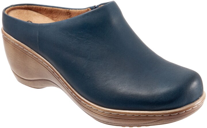 softwalk madison clog