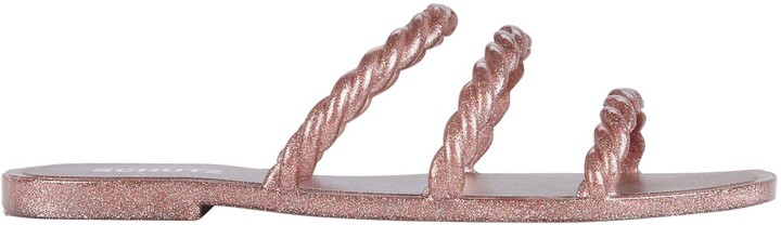 Amazon.com | Schutz Astromelia Pointy Toe V-Cut Mule in Embossed Croco Leather, Pearl (5.5 