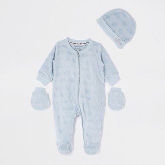 sleepsuits with scratch mitts