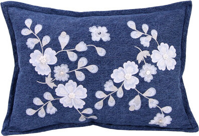 Jordan Manufacturing 20" x 14" Indoor Lumbar Throw Pillow