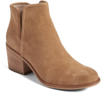 bp barris block heel