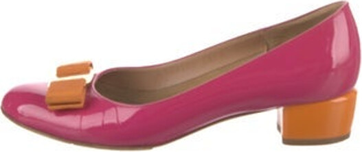 Ferragamo Patent Leather Pumps Pink Round-Toes with Bow Accents