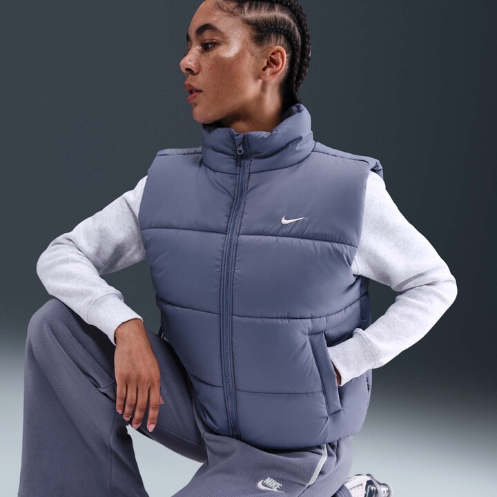 Nike Women's Sportswear Classic Puffer Therma-FIT Loose Vest, XS, Black