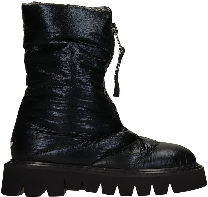 combat boots low heel