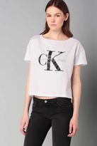 Calvin Klein T-shirt Cropped Blanc Print Logo Square Cut Tee
