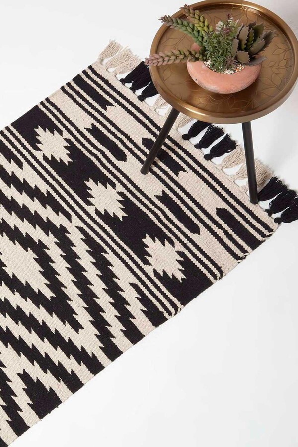 Homescapes Dinan Black & White Kilim Runner Cotton Rug 66 x 200 cm